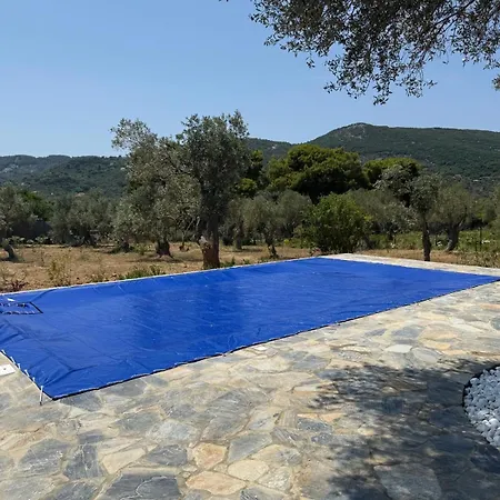 Afroditi, Skiathos, Kalivia, Greece فيلة *