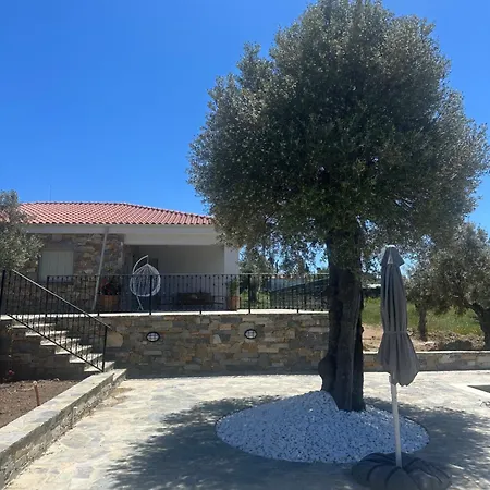 Afroditi, Skiathos, Kalivia, Greece فيلة