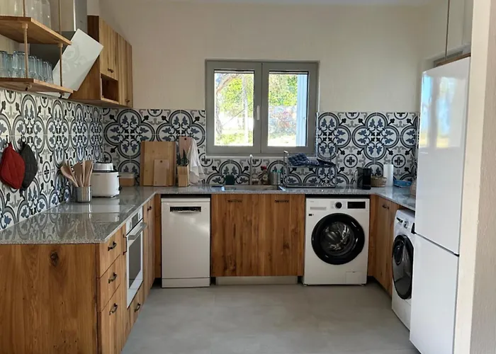 Afroditi, Skiathos, Kalivia, Greece וילה העיירה סקיאתוס