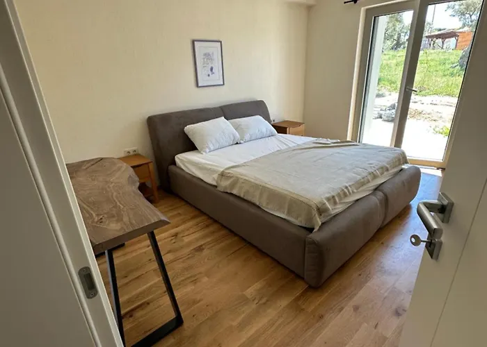 Afroditi, Skiathos, Kalivia, Greece וילה *